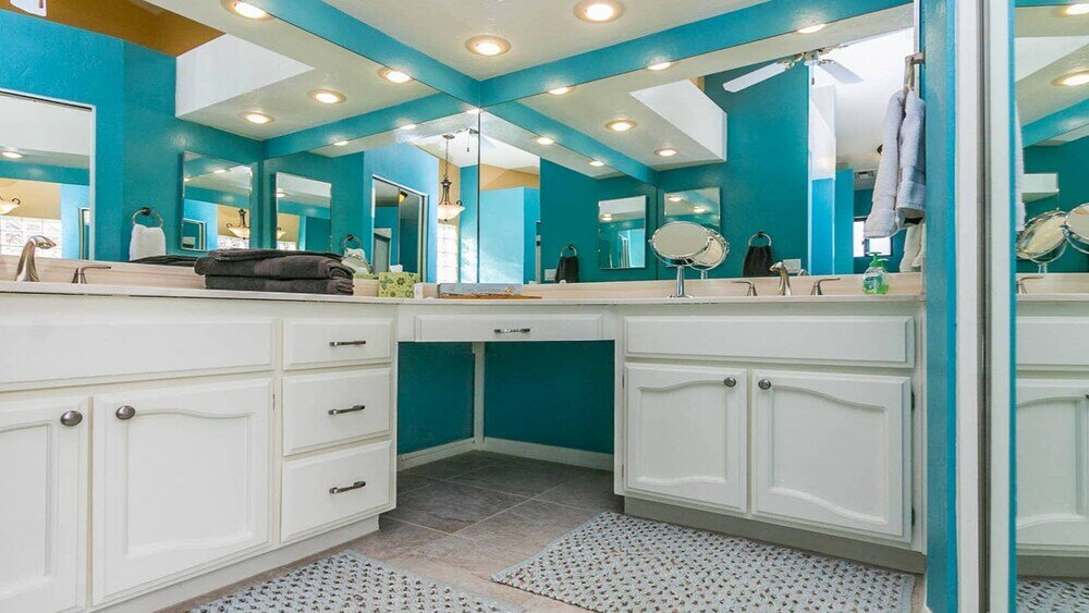 Фото North Phoenix 6 Bedroom With Guest House & Pool!