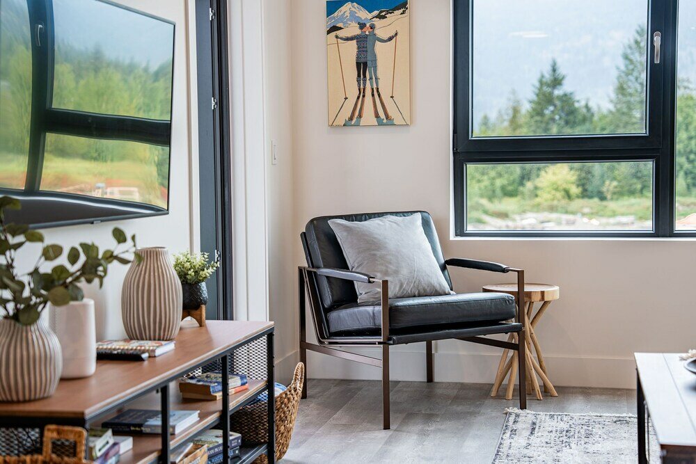 Фото Revylation by Revelstoke Vacations