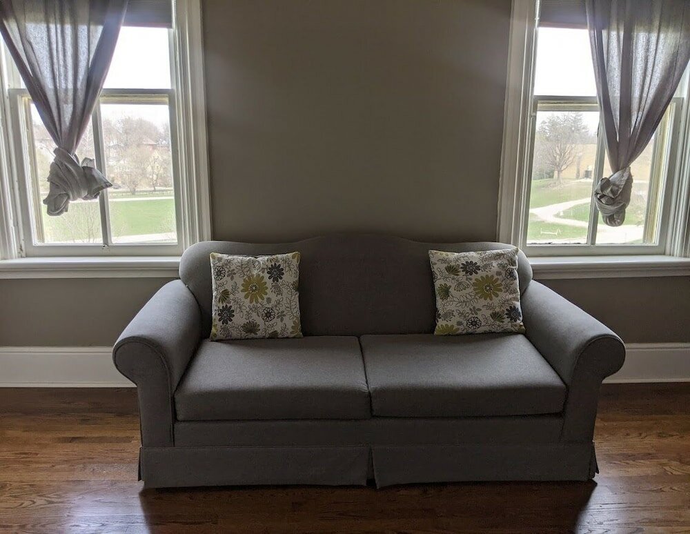 Фото Stratford Suites - 66 Daly Ave