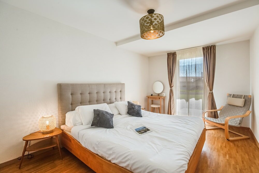 Фото Cozy apartment for families in Blonay