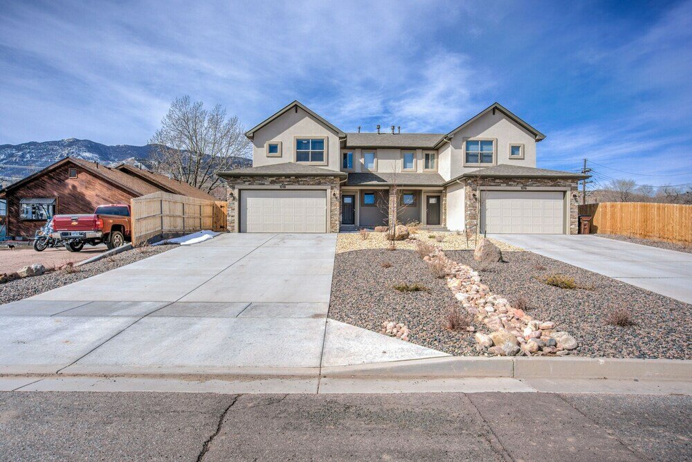 Фото 4bdpikes Peak Viewsminutes to Hiking & Dining!!