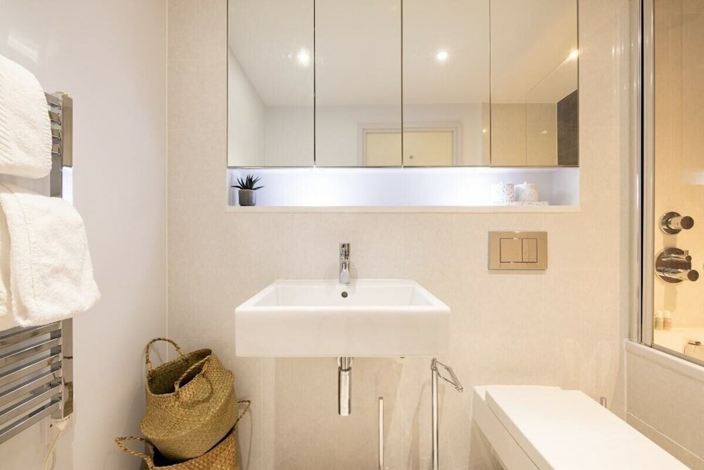 Фото The Kensington and Chelsea Arms - Modern 1bdr Flat