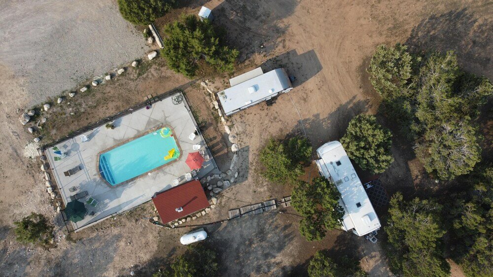 Фото Hacienda Roja - The Cedars № 7 at Wind Walker Homestead