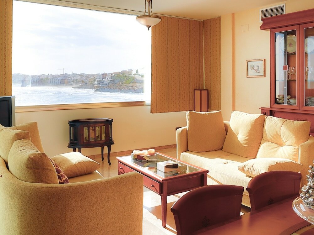 Фото Port Sitges Hotel