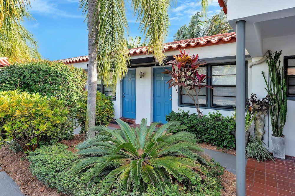 Фото Oasis Hotel