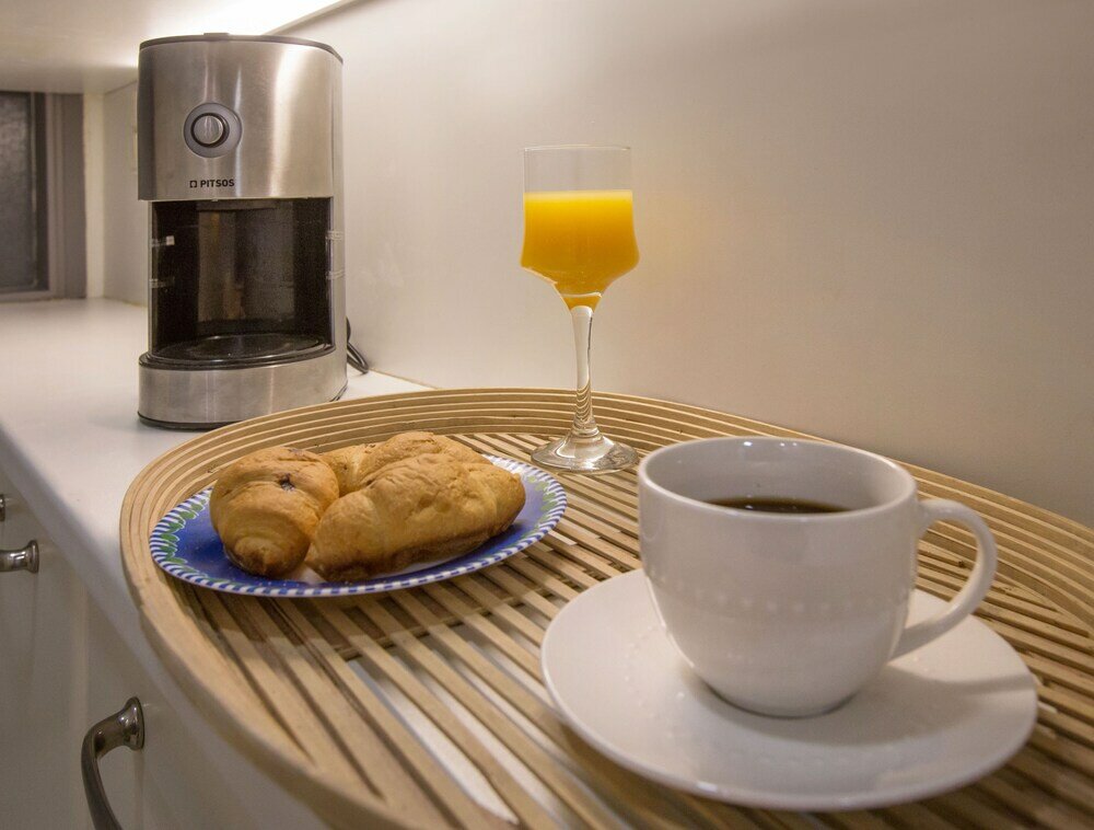 Фото Cozy Apartment in Syntagma - Plaka by Ghh