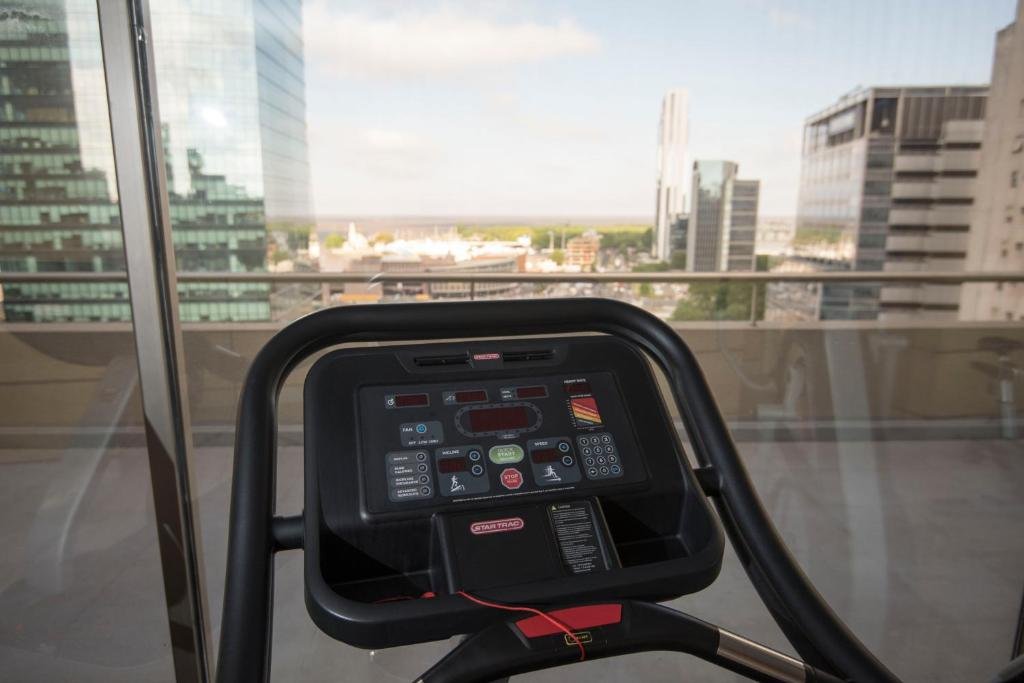 Фото Holiday Inn Express Puerto Madero