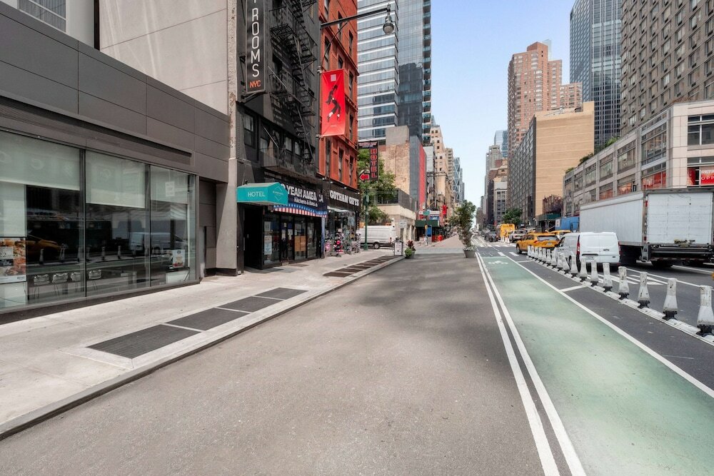 Фото BeHome by LuxUrban, a Travelodge by Wyndham