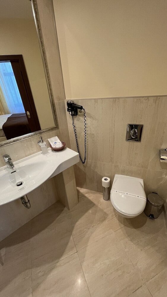 Фото Fleur De Lis Hotel