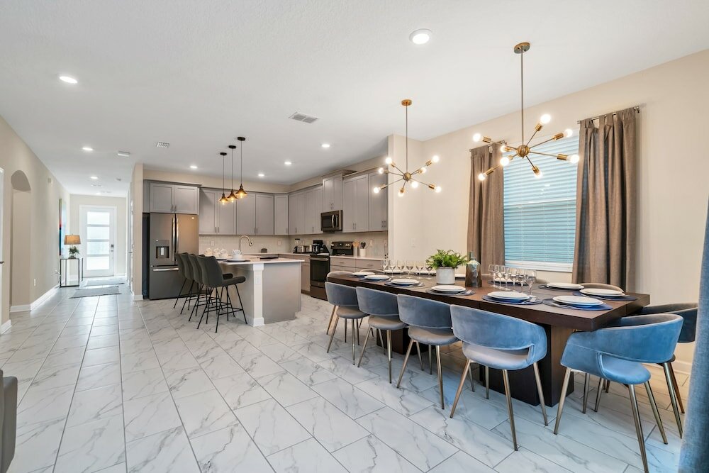 Фото Edgy, Modern 6 Bed 5 Bath