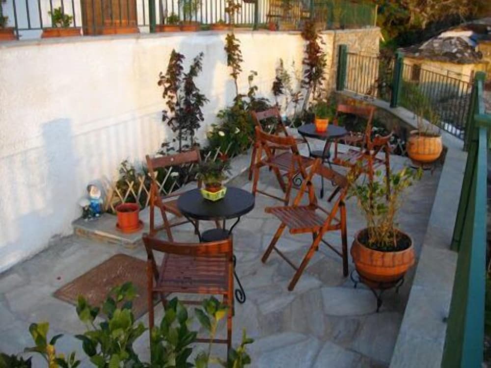 Фото Archontiko Kirmili