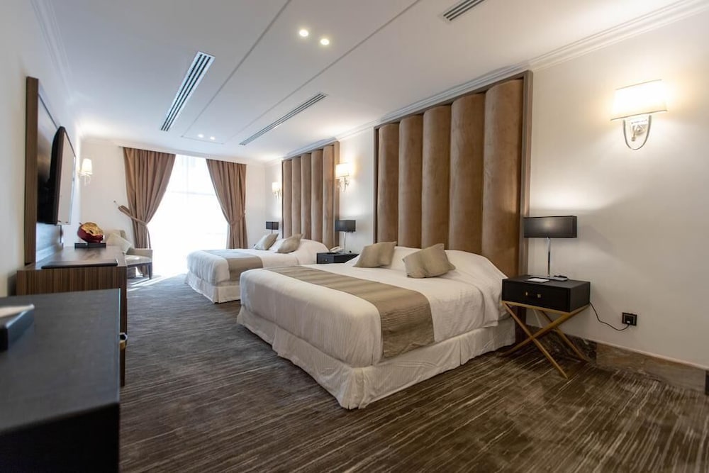 Фото Al Ammariah Hills Resort