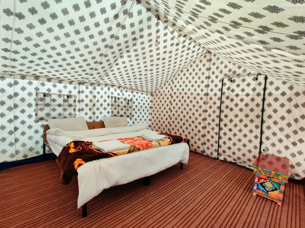 Фото World Attic Camp