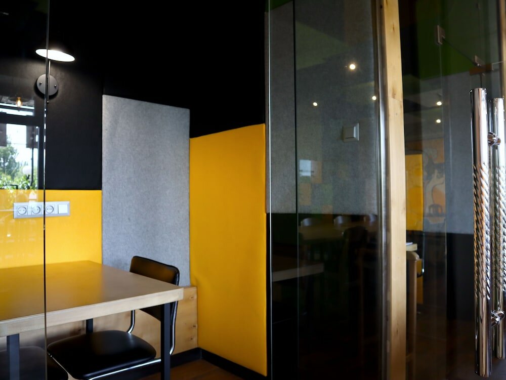 Фото Esenin 1 Bar & Hostel