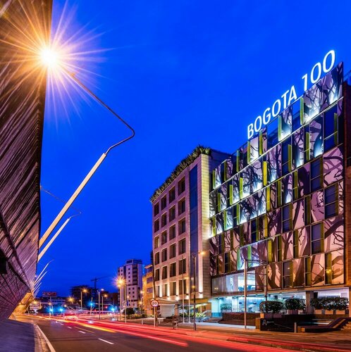 Гостиница Hotel Bogota 100 в Боготе