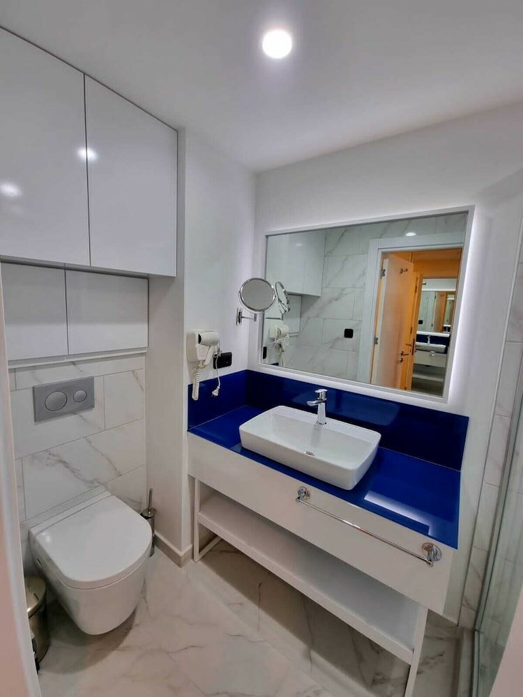 Фото Orbi Hotel Apartments