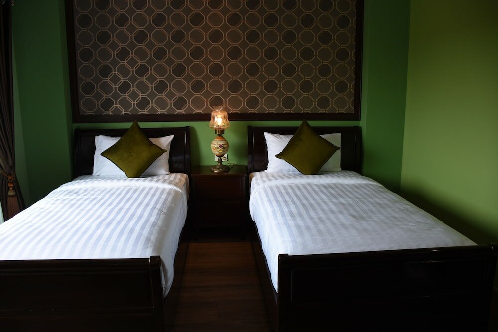 Фото Chunlee Grand Hotel