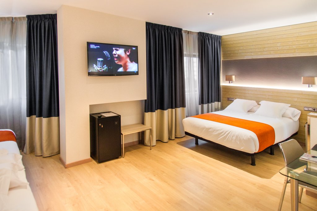 Фото Hotel Avenida