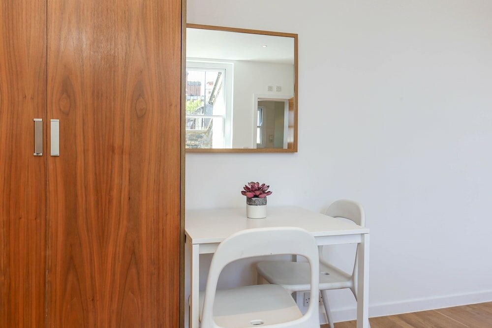 Фото Russell Square Serviced Apartments