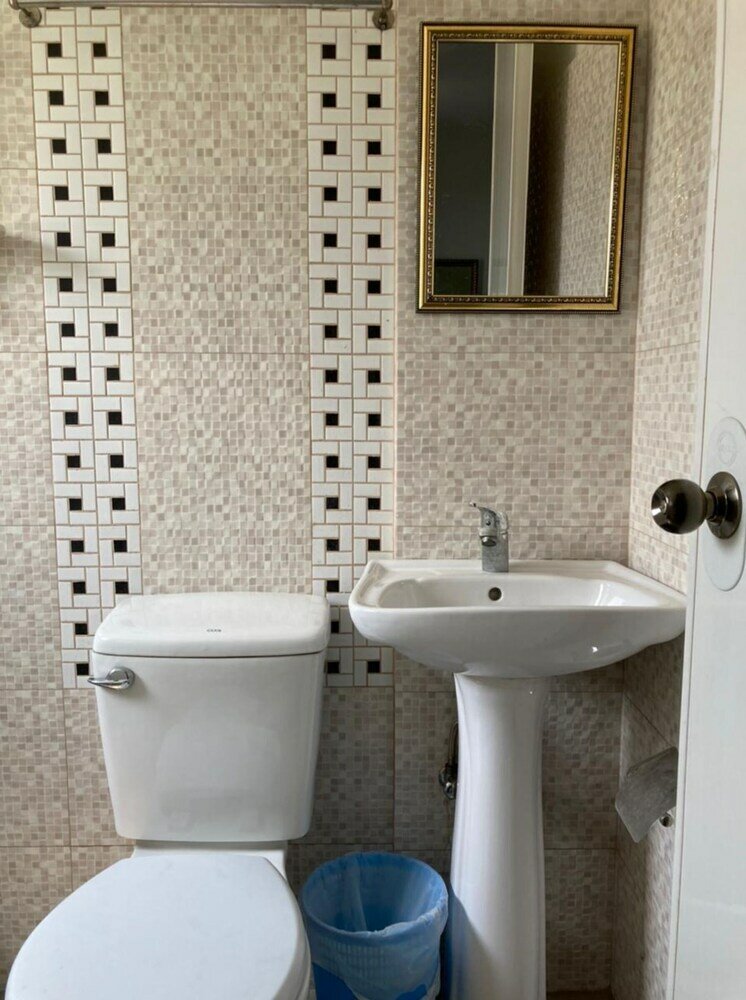 Фото Oyo 815 Carisil Bldg