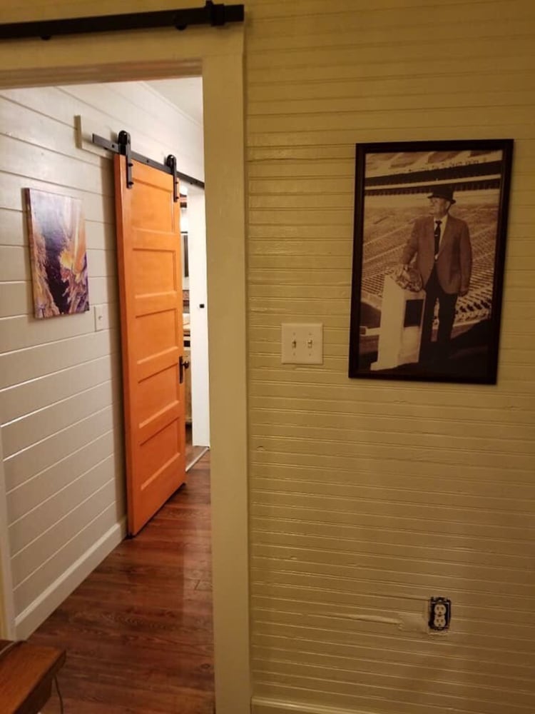 Фото Clemson Memorabilia House