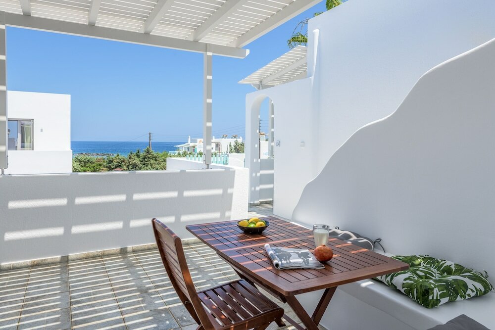 Фото Michalis Studios