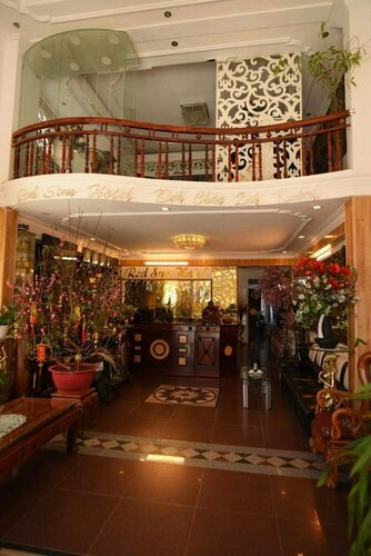 Гостиница Red Sun Hotel в Далате