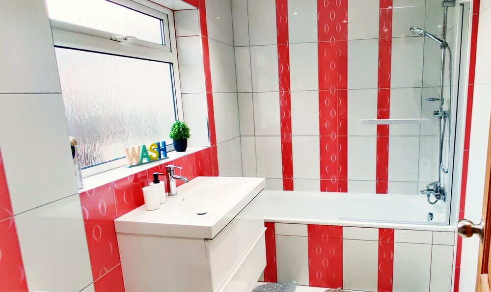 Фото Bradgate House