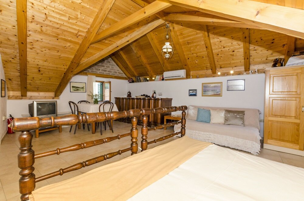 Фото Apartments and Room Lucijo