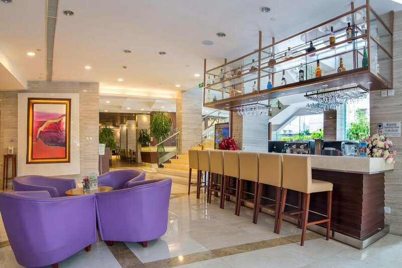 Гостиница Holiday Inn Shanghai Hongqiao Central в Шанхае