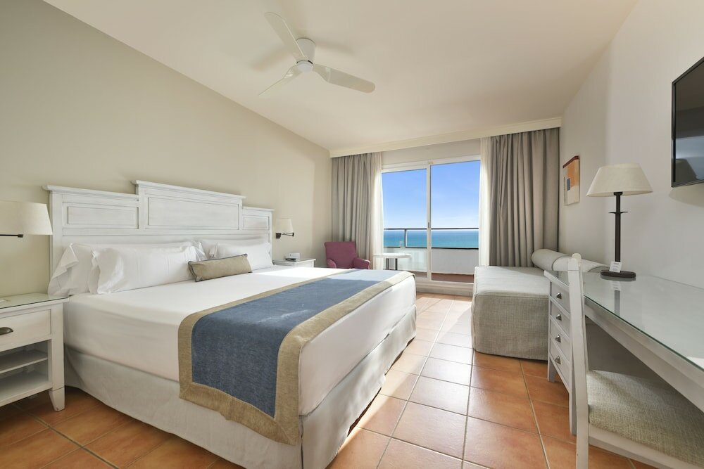 Фото Fuerte Conil Resort