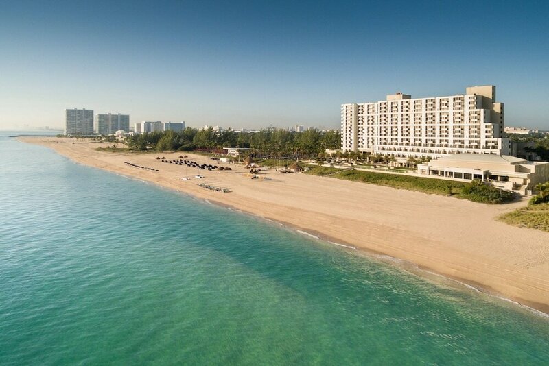 Гостиница Fort Lauderdale Marriott Harbor Beach Resort & SPA в Форт-Лодердейл