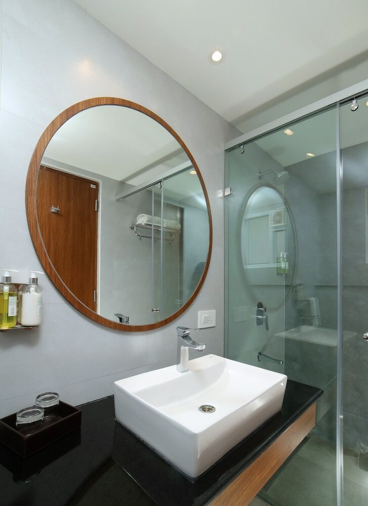 Фото Lilac Hotel 5th Block