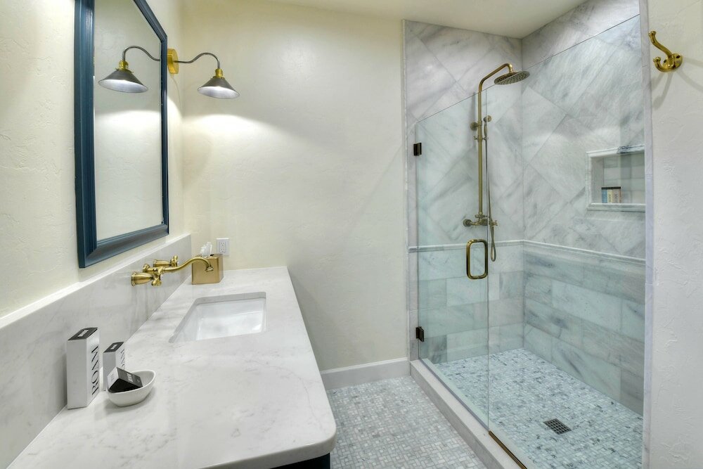 Фото The Armory Park Inn