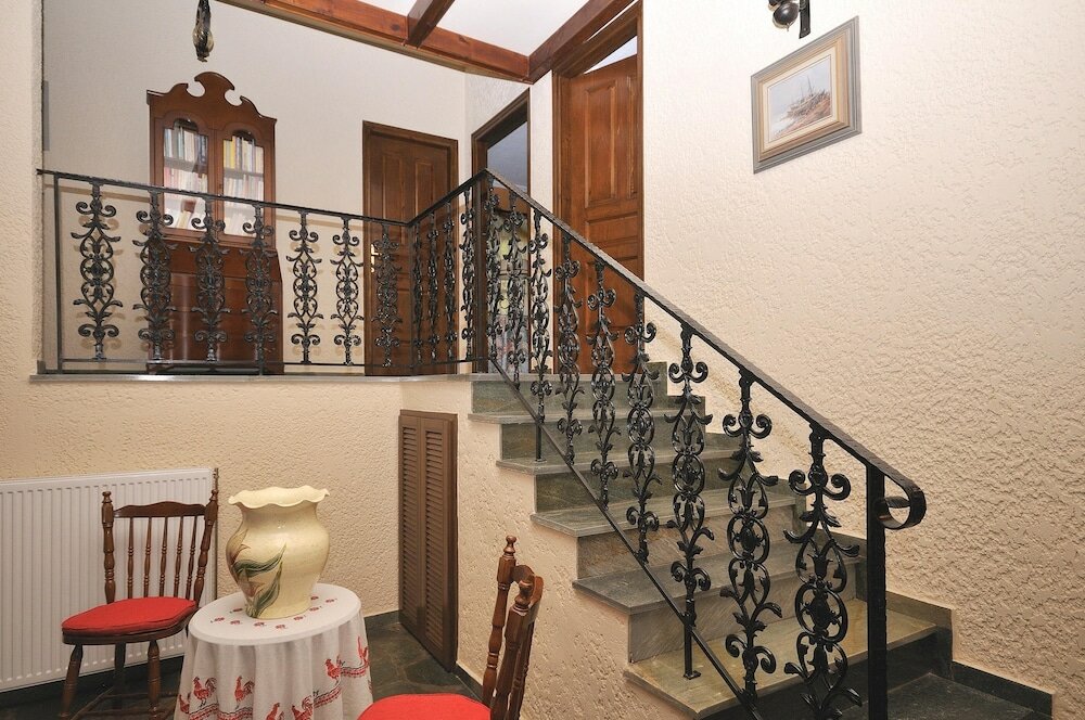 Фото Family Maisonette with Pool near Beach