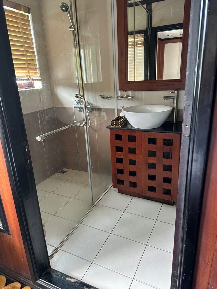 Фото Halong Marina Bay Cruise