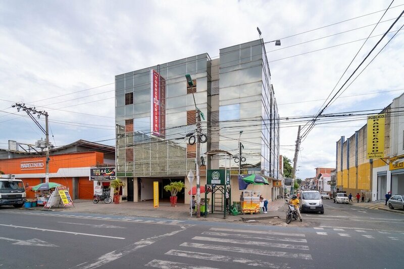 Гостиница Apartahotel Torres de Cristal Cali в Кали