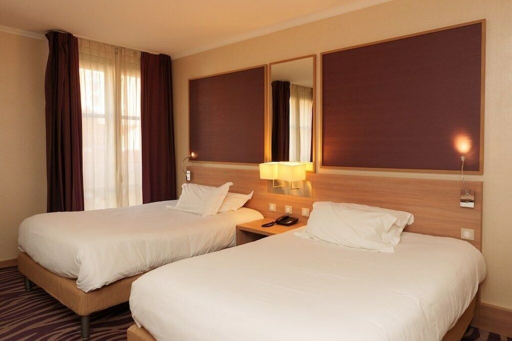 Фото Plaza Hotel Capitole Toulouse