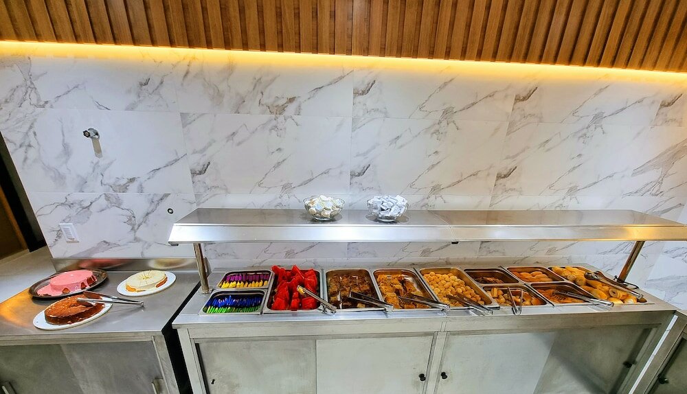 Фото Vipper Hotel