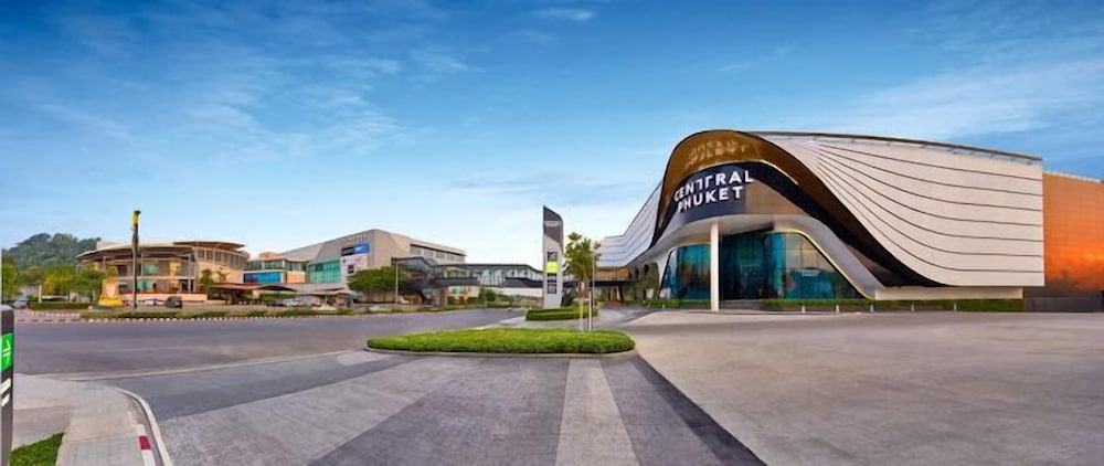 Фото The Arch Phuket Hotel