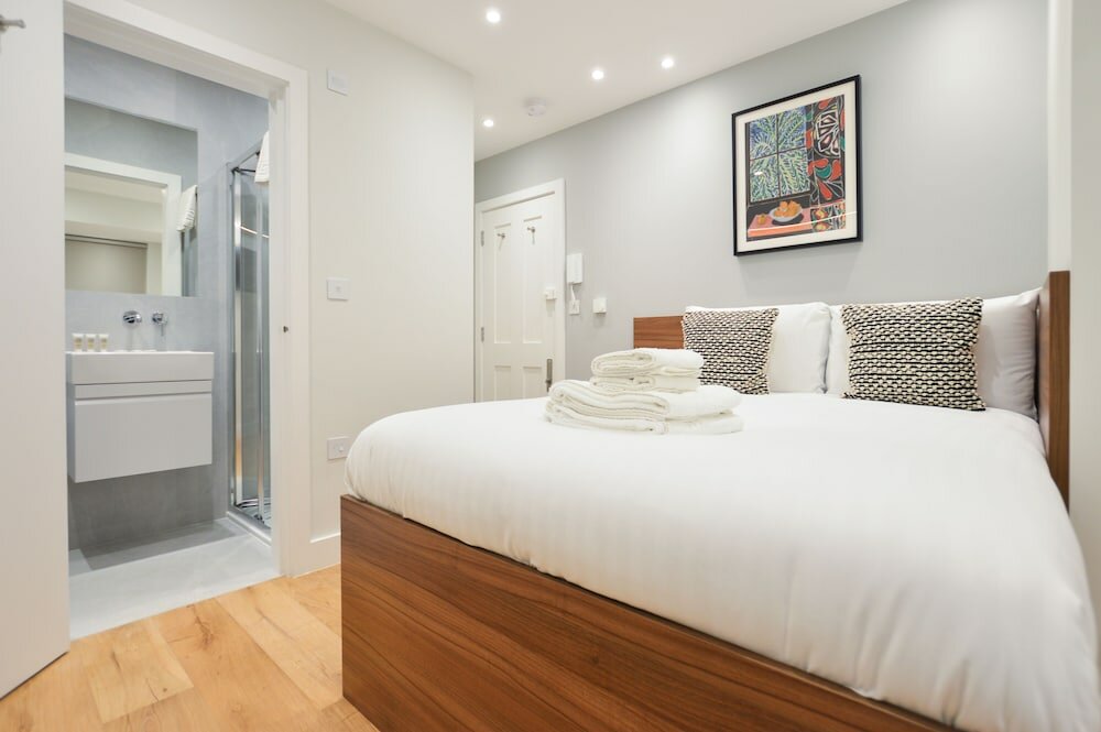 Фото Leinster Square Serviced Apartments