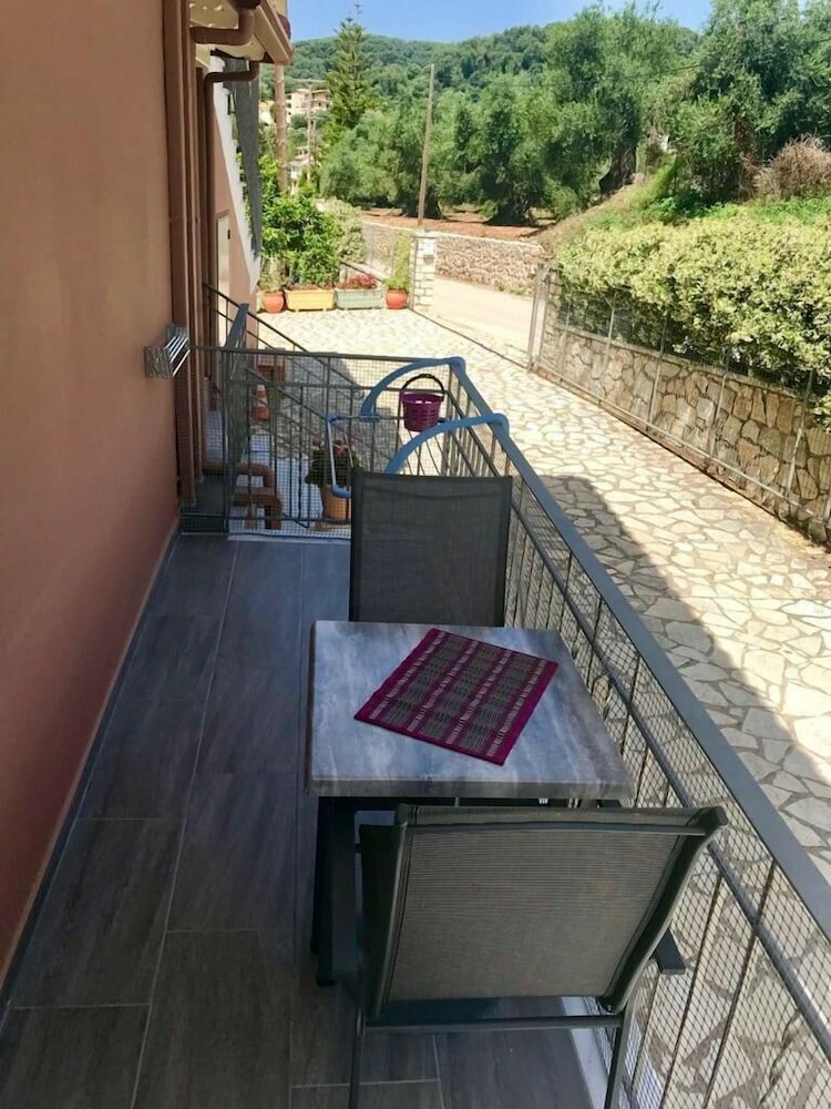 Фото PargaLand Studios & Apartments