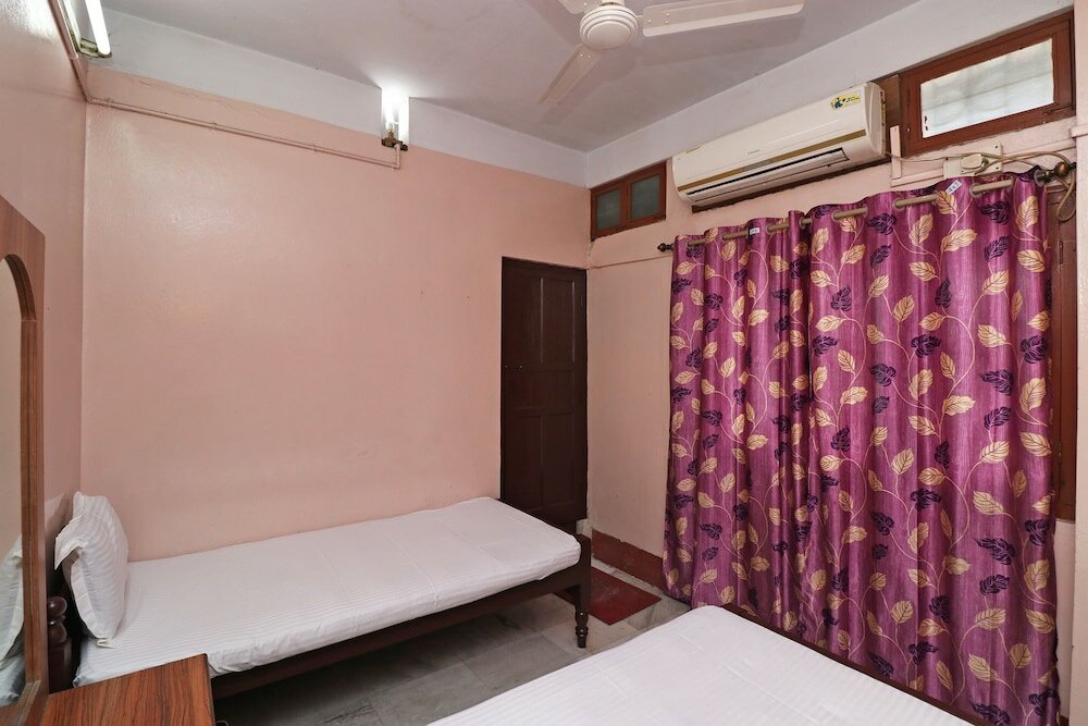 Фото Spot On 41656 Hotel Maruti