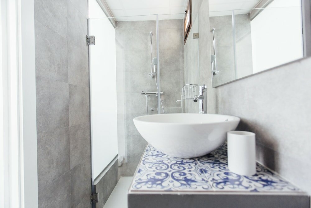 Фото Stay Komodo Byron Suites