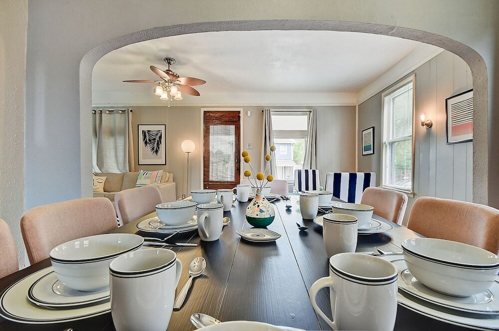 Фото Designer House 5br! Steps to Downtown/Fountain Sq!