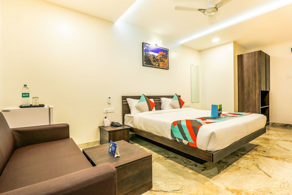 Фото FabExpress Classic Residency