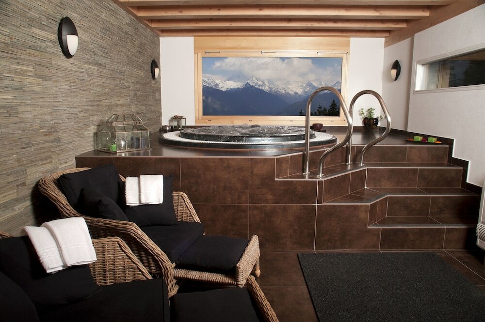 Фото Crans Luxury Lodges
