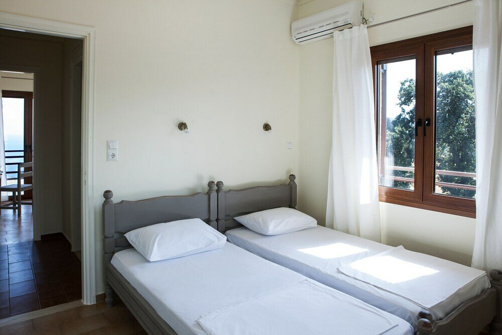 Фото Family Vacation home with Views in Heart of Mani