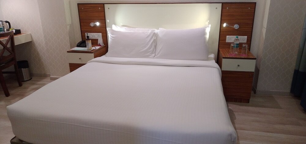 Фото Regenta Inn Indiranagar