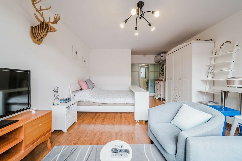 Фото Cozy Apartment Best Location 302